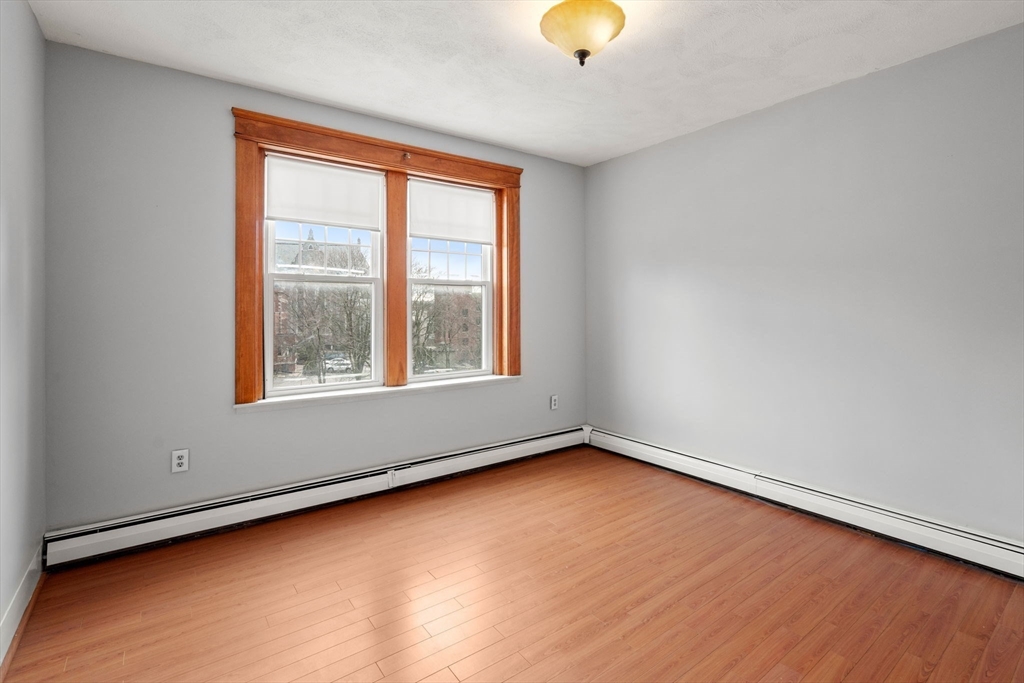 6 Chatham Place, Unit 6 Worcester, MA 01609 - Photo 4 of 30