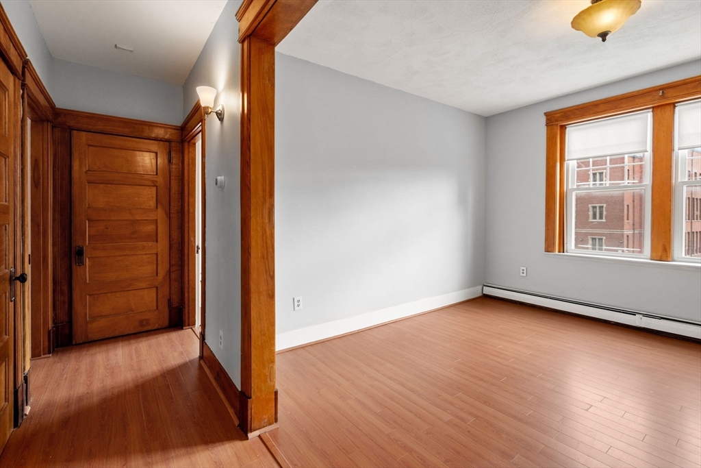 6 Chatham Place, Unit 6 Worcester, MA 01609 - Photo 7 of 30