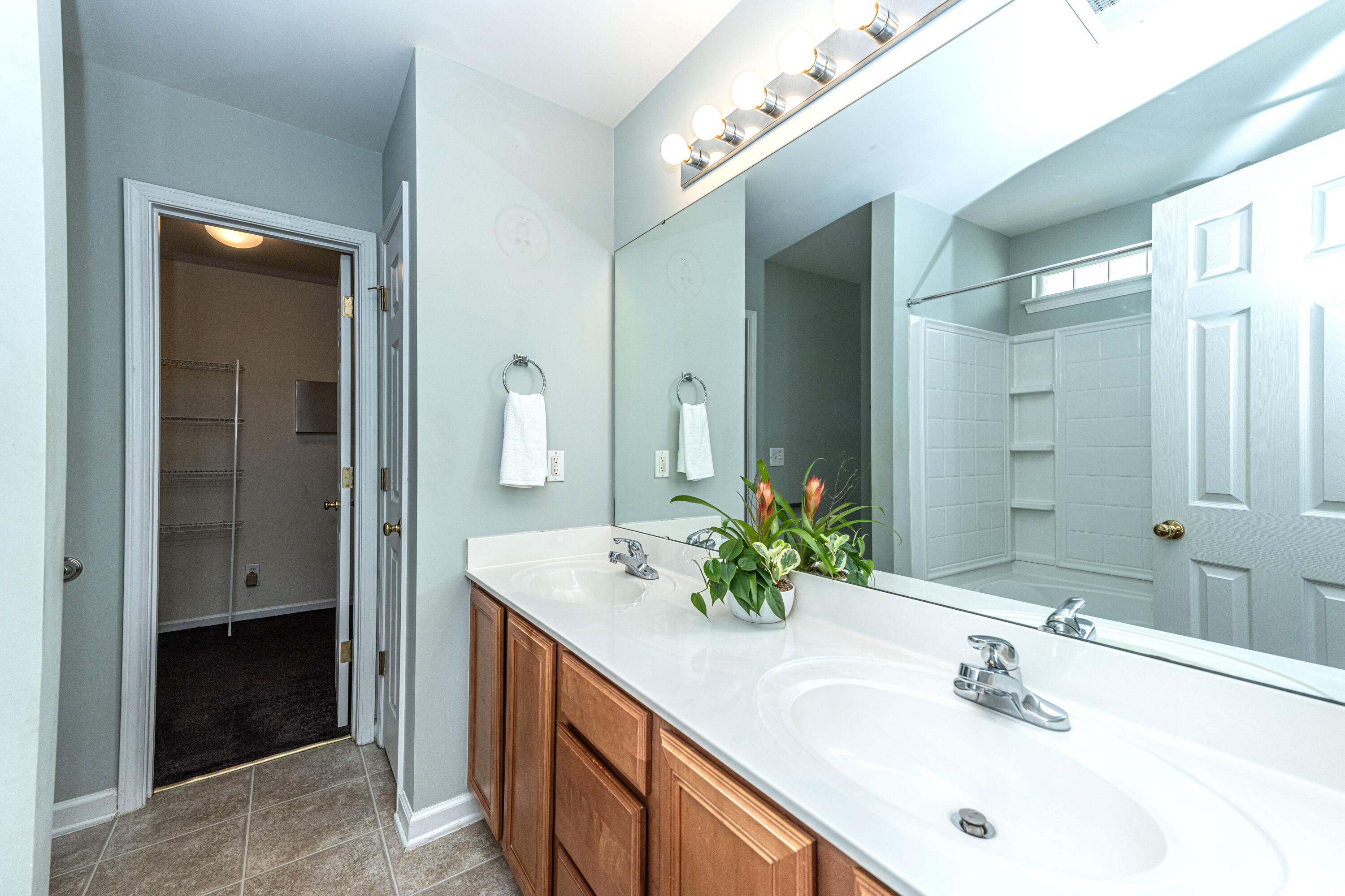 9296 Ayscough Road Summerville, SC 29485 - Photo 7 of 13 9296AyscoughPrimaryBath