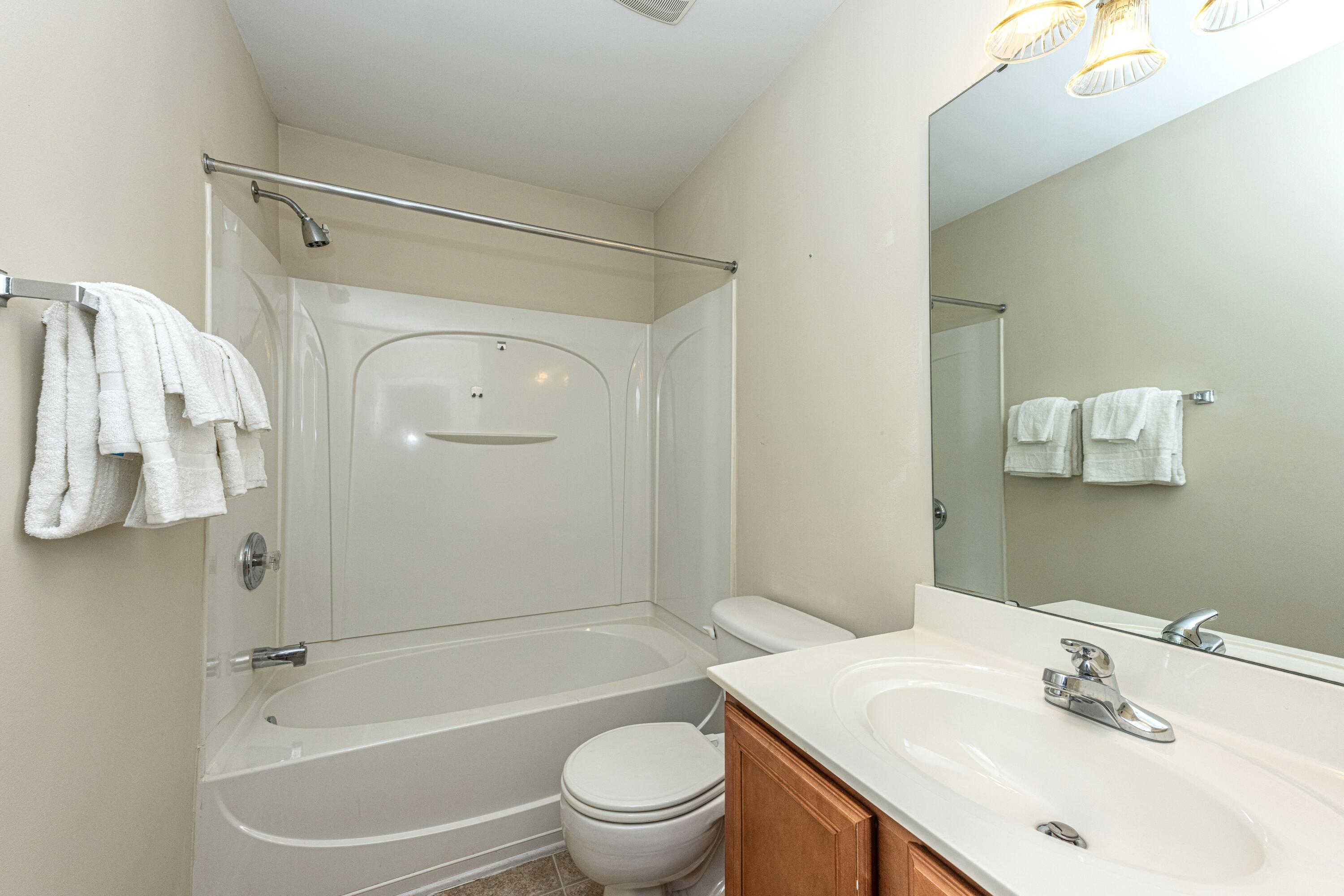 9296 Ayscough Road Summerville, SC 29485 - Photo 10 of 13 9296AyscoughGuestBath
