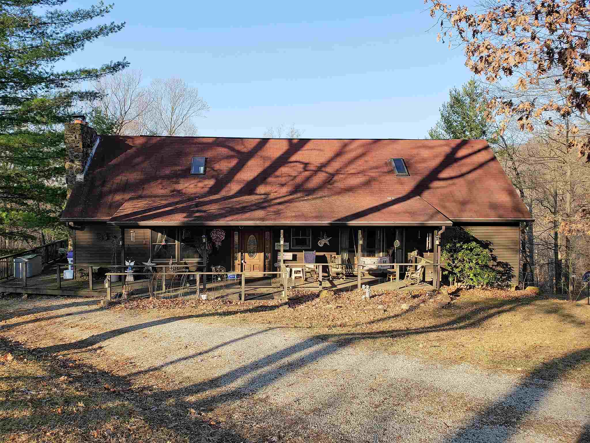 607 Maul Ridge Road Bedford, IN 47421 - Photo 2 of 36