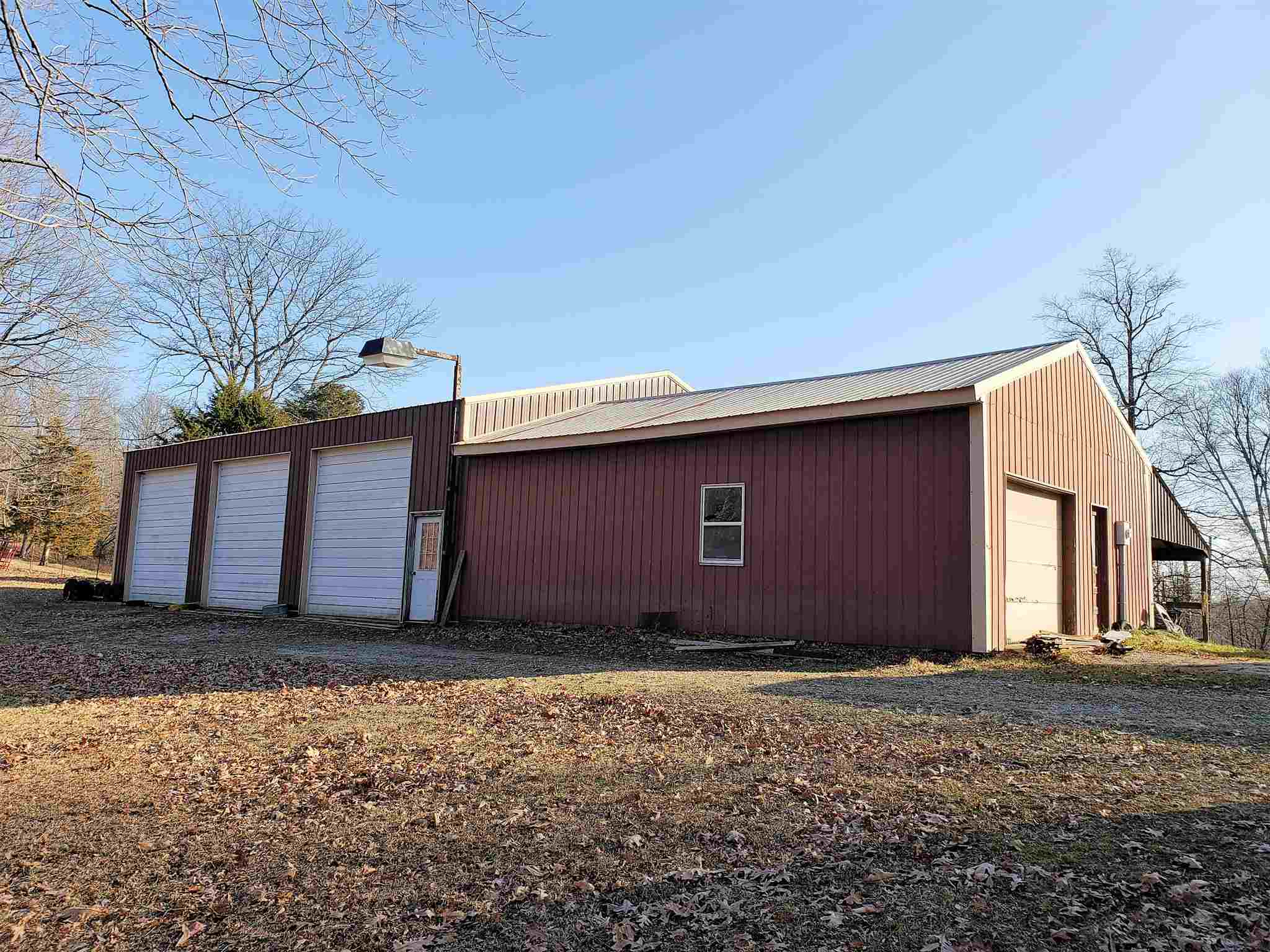 607 Maul Ridge Road Bedford, IN 47421 - Photo 5 of 36