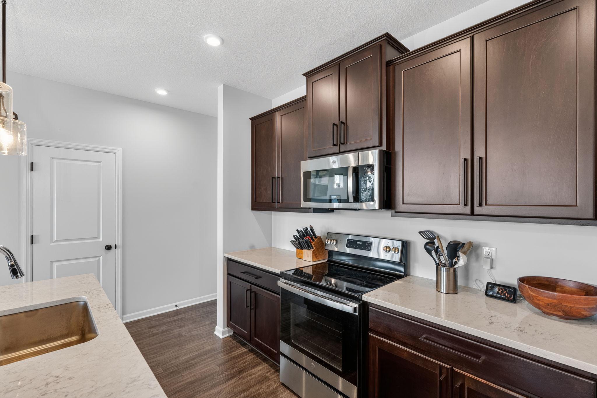 1863 Ivy Street Shakopee, MN 55379 - Photo 12 of 50