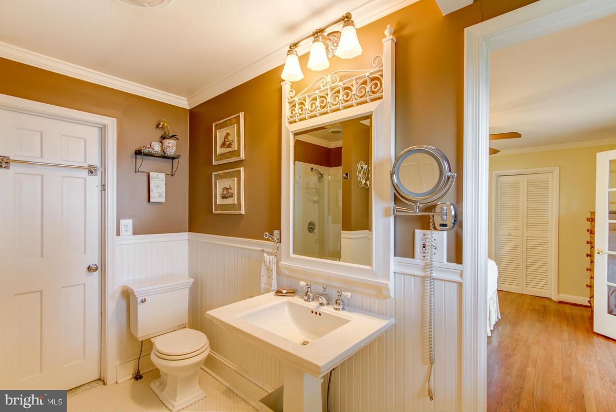 2150 Poplar Ridge Road Pasadena, MD 21122 - Photo 19 of 30 Remodeled baths
