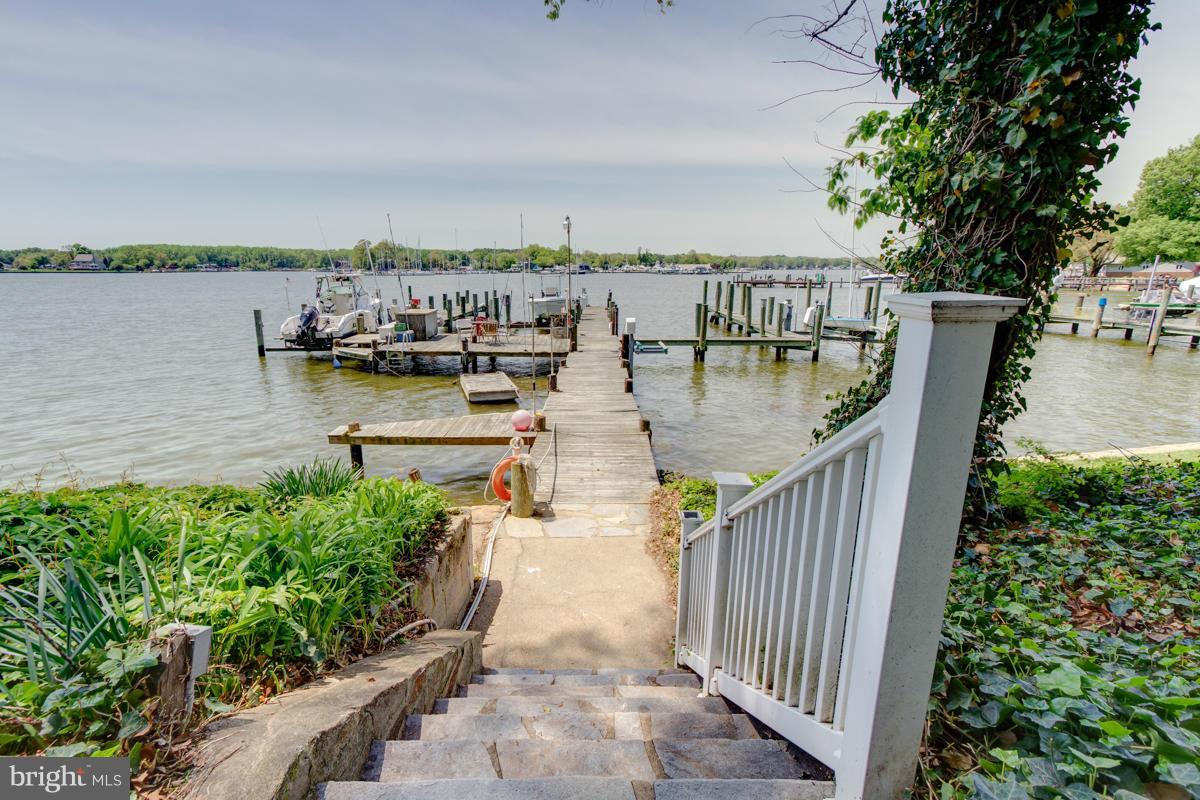 2150 Poplar Ridge Road Pasadena, MD 21122 - Photo 26 of 30 Steps to pier