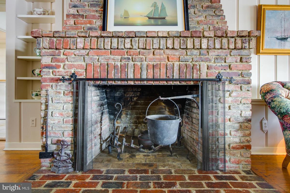 2150 Poplar Ridge Road Pasadena, MD 21122 - Photo 6 of 30 Baltimore brick & cobblestone fireplace