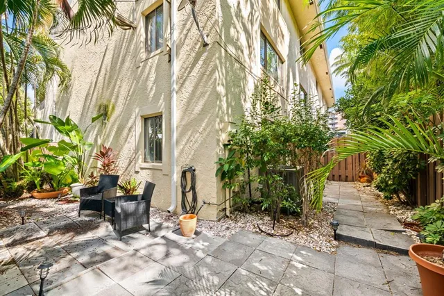 a view of yard with seating space