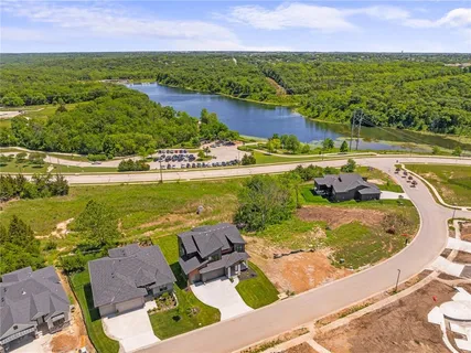 $836,970 | 22364 West 90th Terrace, Lenexa, KS 66227