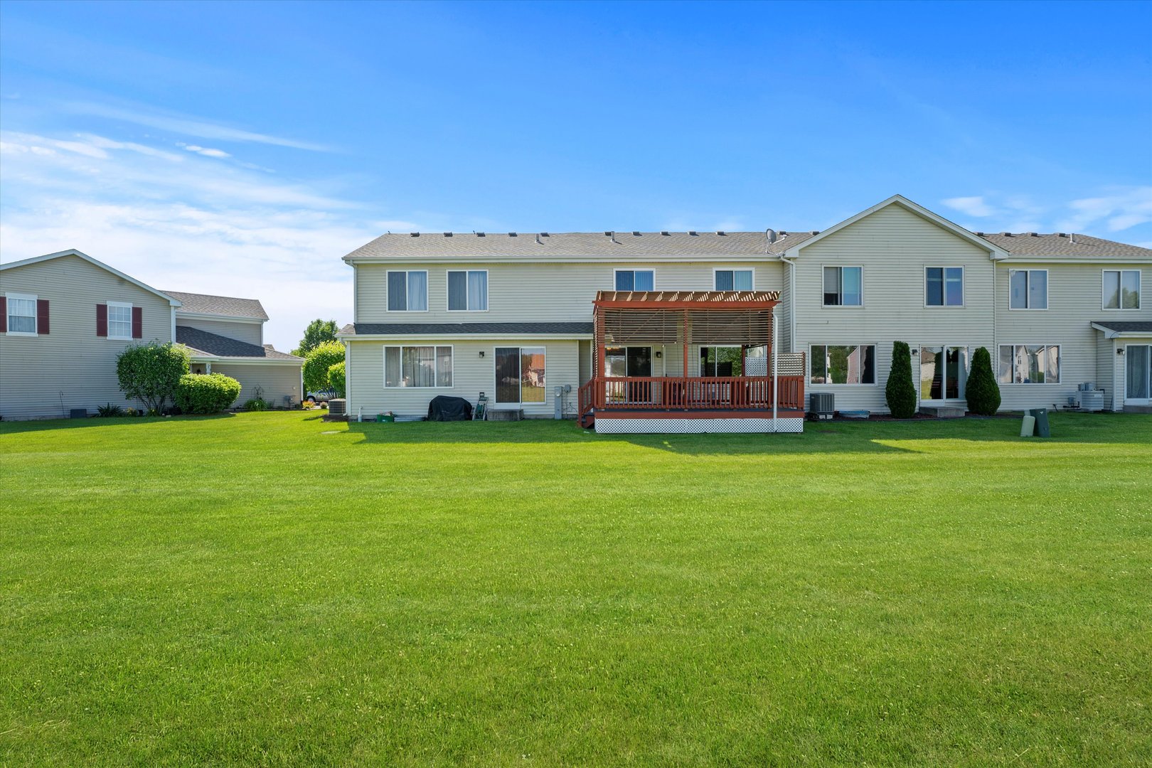 639 Chestnut Ridge Minooka, IL 60447 - Photo 28 of 31 a view of a house with a yard and sitting area