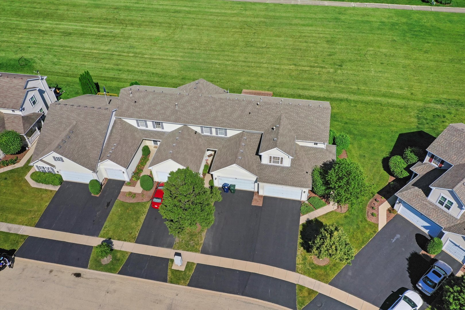 639 Chestnut Ridge Minooka, IL 60447 - Photo 3 of 31 an aerial view of a house with a garden