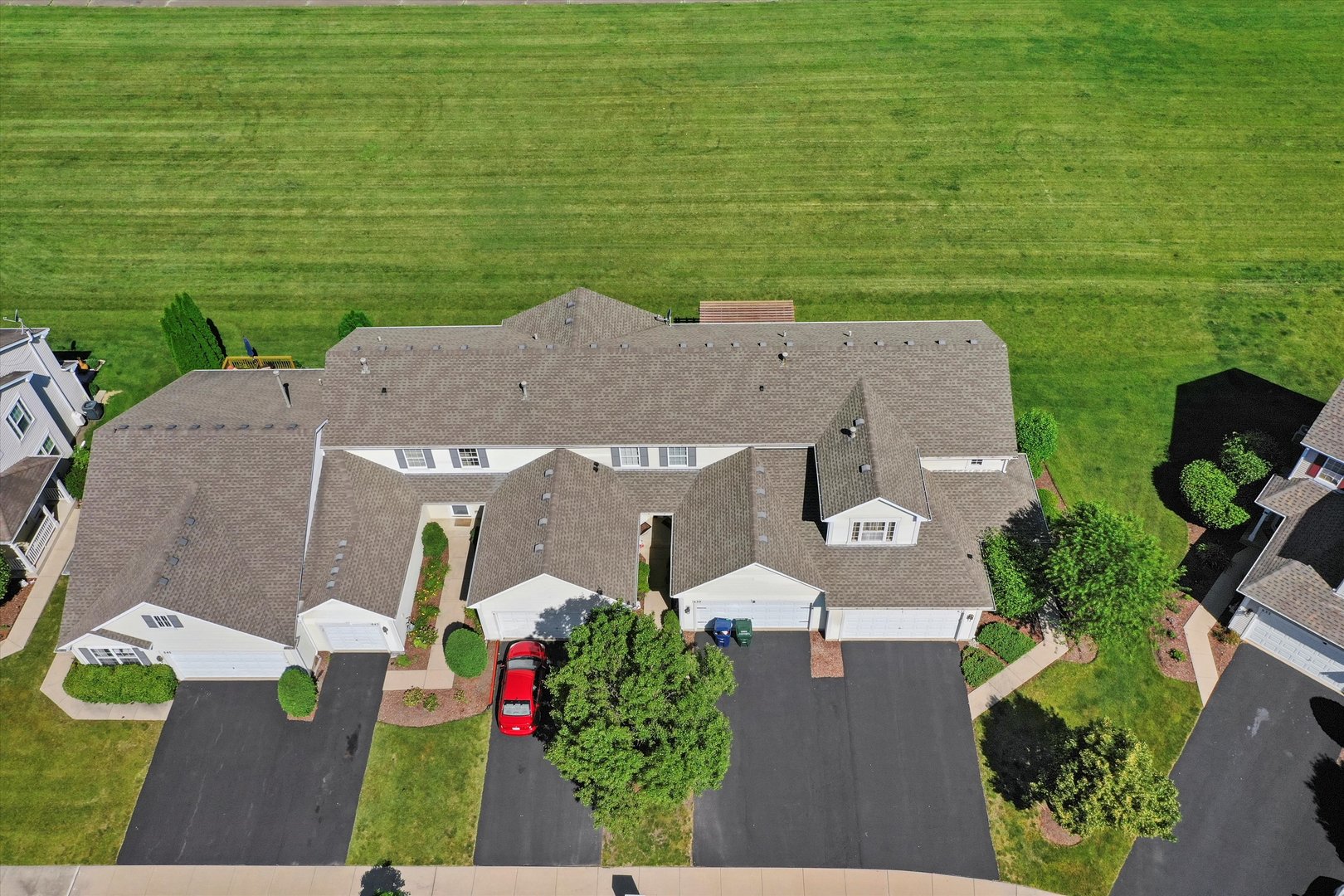 639 Chestnut Ridge Minooka, IL 60447 - Photo 4 of 31 an aerial view of a house with outdoor space swimming pool and ocean view