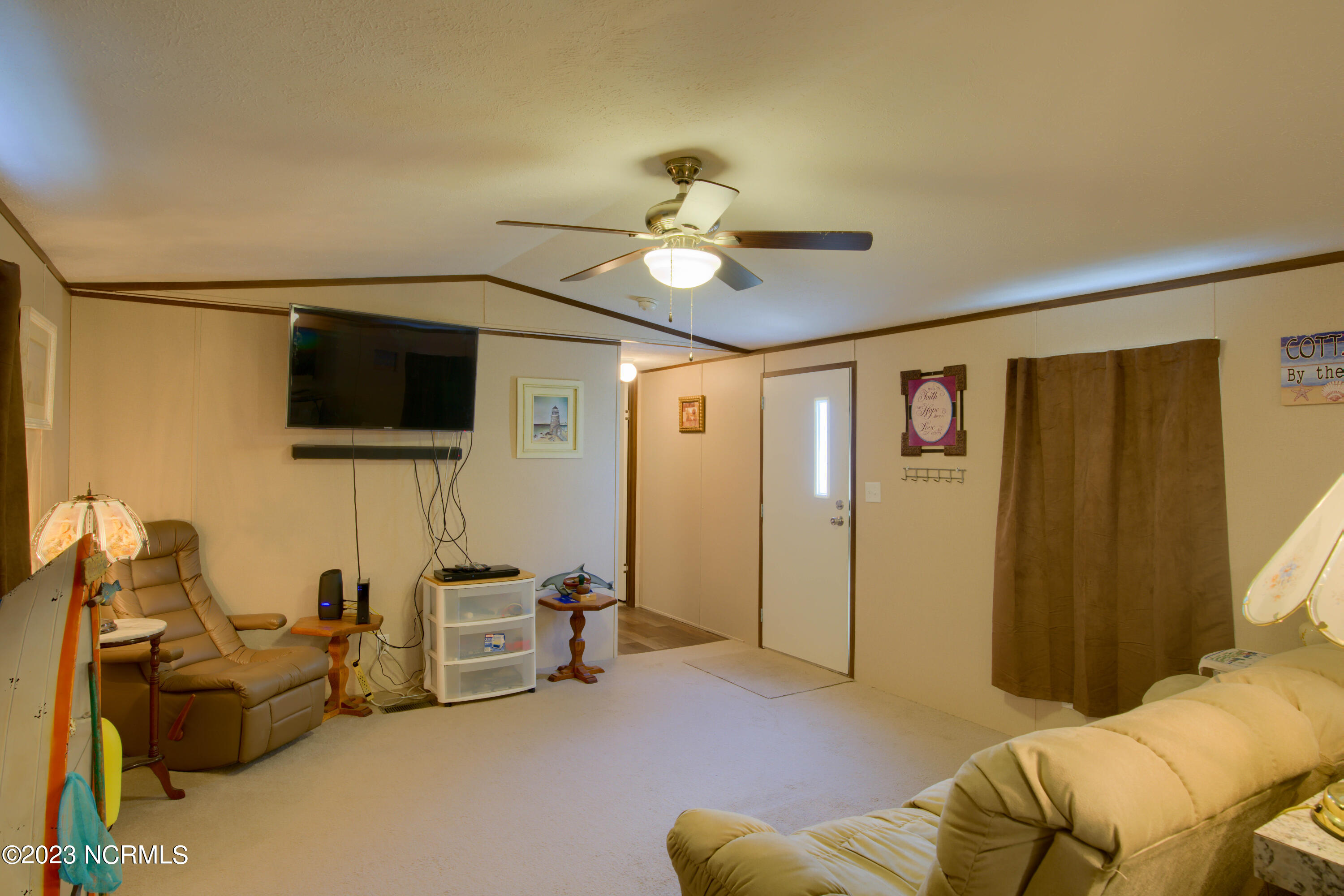 1119 South Parker Road Holly Ridge, NC 28445 - Photo 11 of 27 1119 South Parker - Interiors - Edited_7