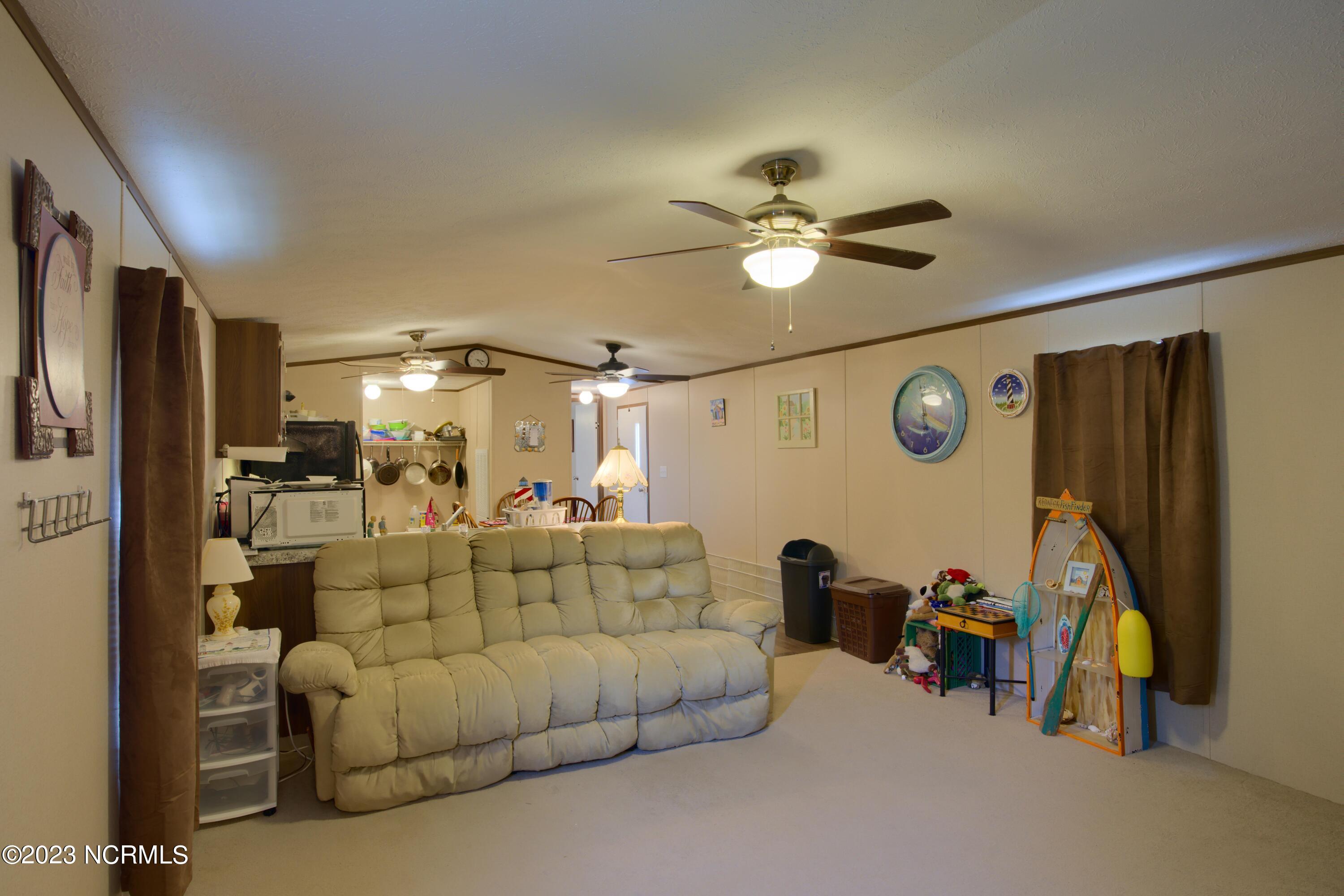 1119 South Parker Road Holly Ridge, NC 28445 - Photo 12 of 27 1119 South Parker - Interiors - Edited