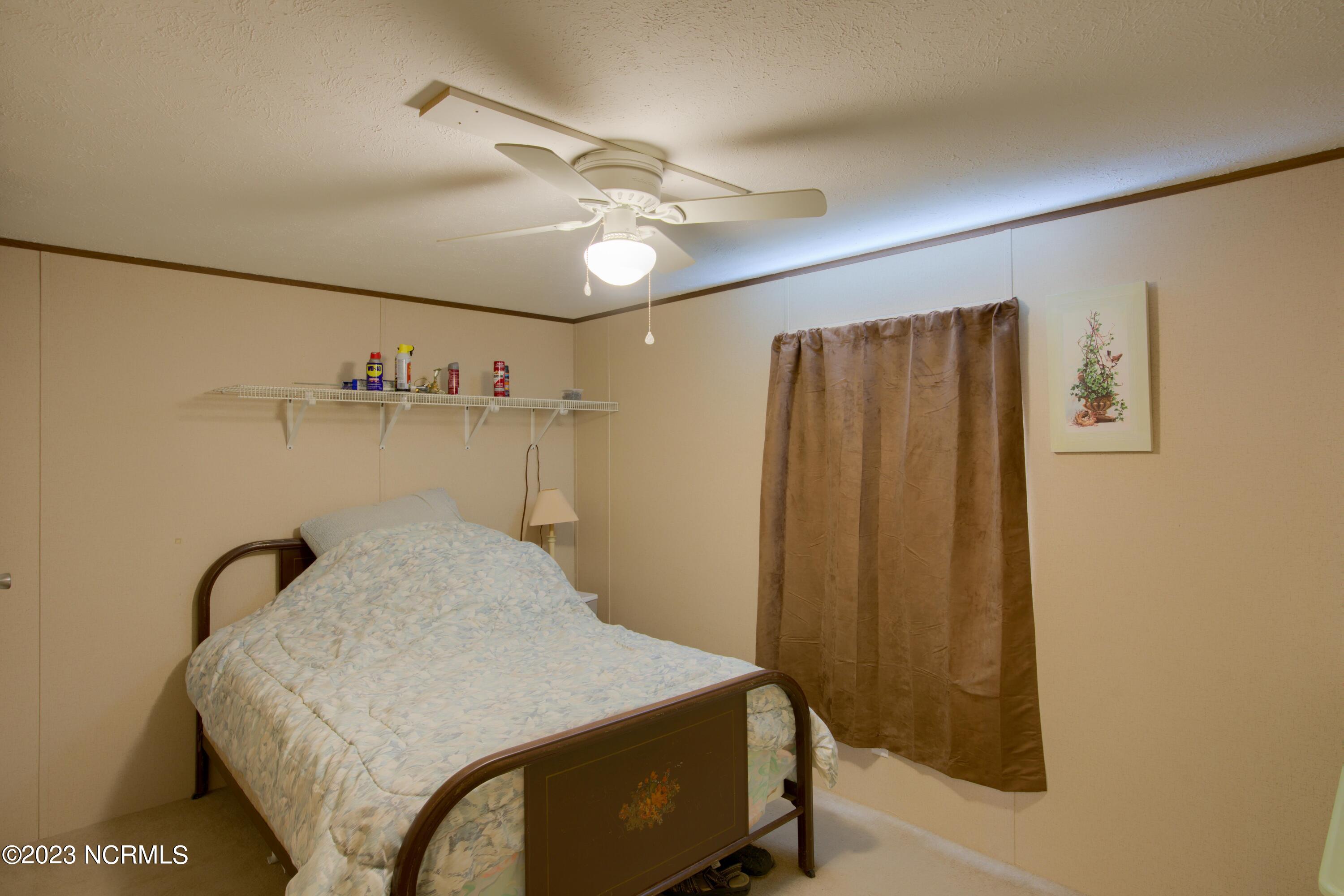 1119 South Parker Road Holly Ridge, NC 28445 - Photo 13 of 27 1119 South Parker - Interiors - Edited_8