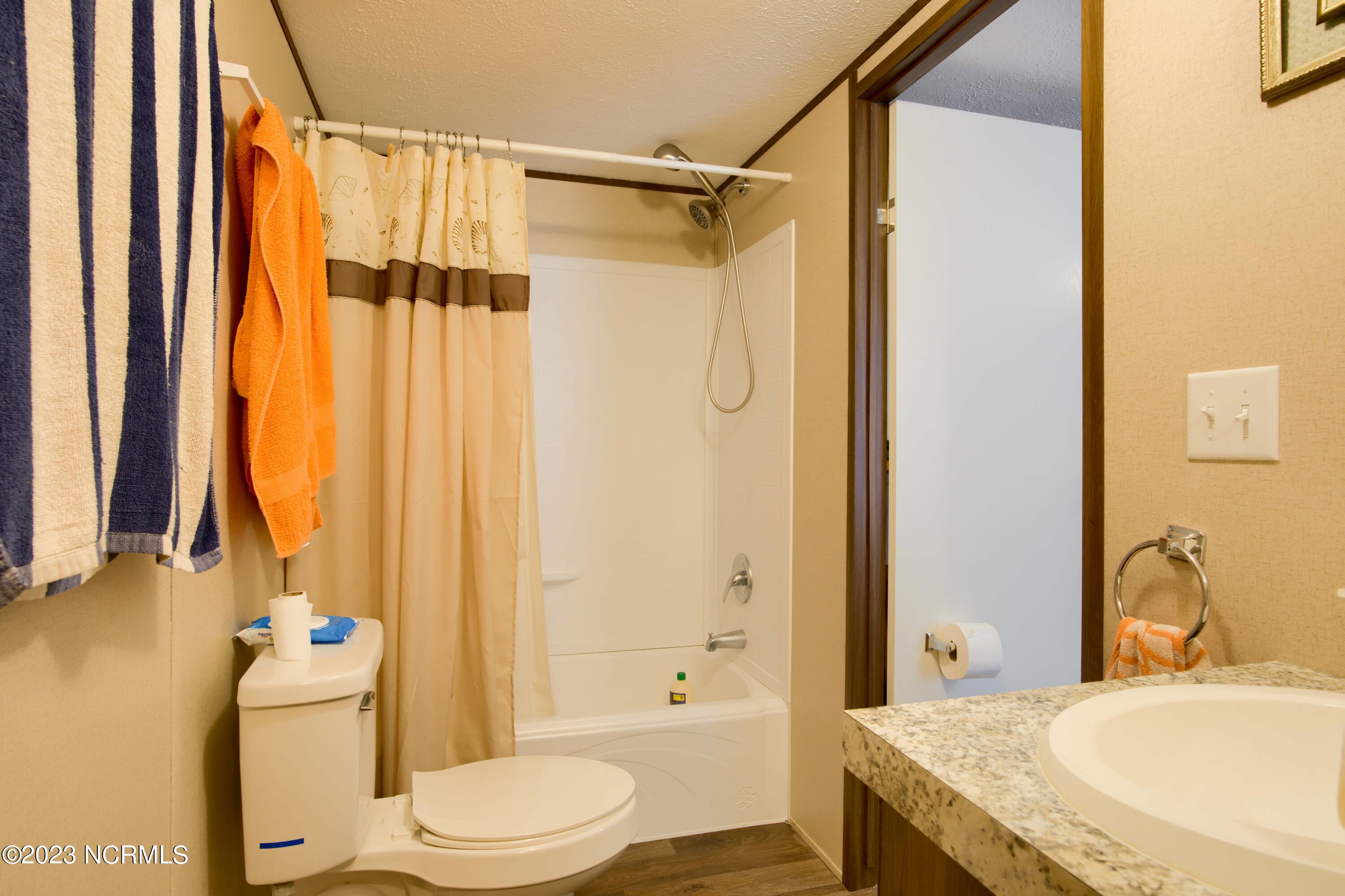 1119 South Parker Road Holly Ridge, NC 28445 - Photo 20 of 27 1119 South Parker - Interiors - Edited_1
