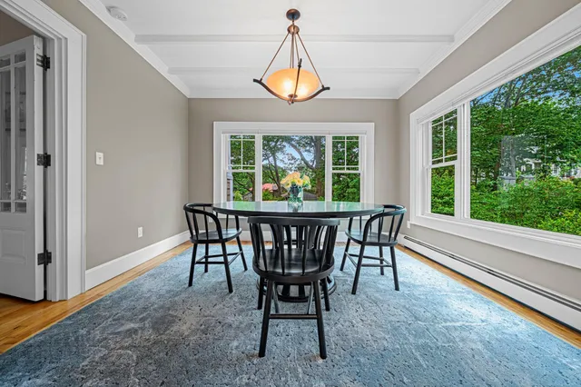 $1,690,000 | 920 Shore Road, Cape Elizabeth, ME 04107