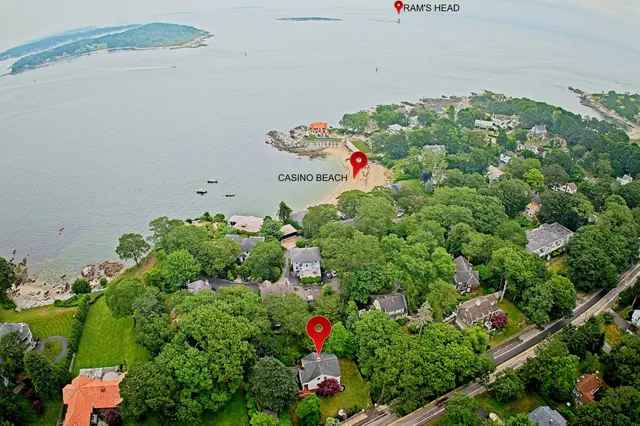 $1,690,000 | 920 Shore Road, Cape Elizabeth, ME 04107