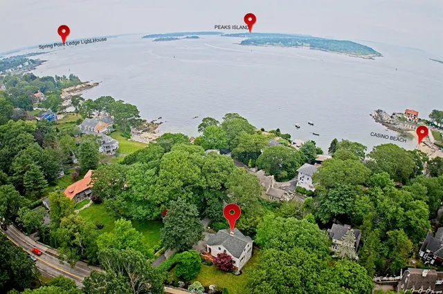 $1,690,000 | 920 Shore Road, Cape Elizabeth, ME 04107