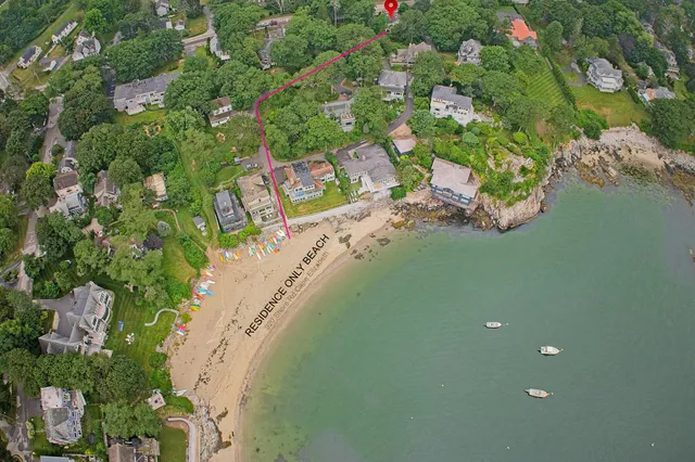 $1,690,000 | 920 Shore Road, Cape Elizabeth, ME 04107