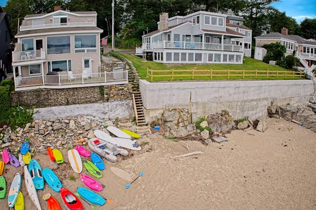 $1,690,000 | 920 Shore Road, Cape Elizabeth, ME 04107