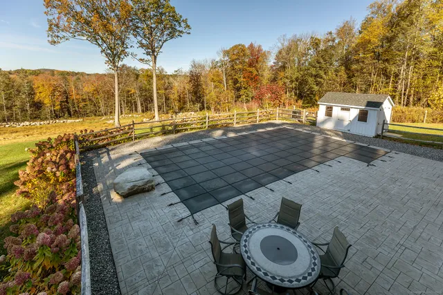 a view of outdoor space and garden