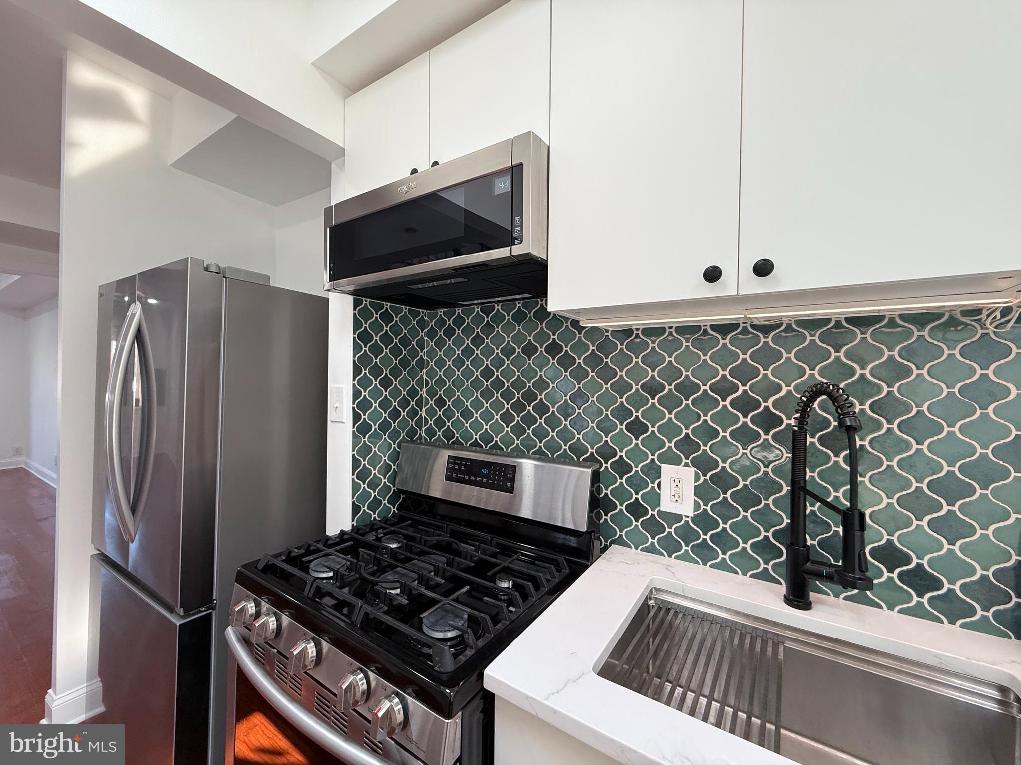 1113 Holbrook Terrace Northeast Washington, DC 20002 - Photo 20 of 63