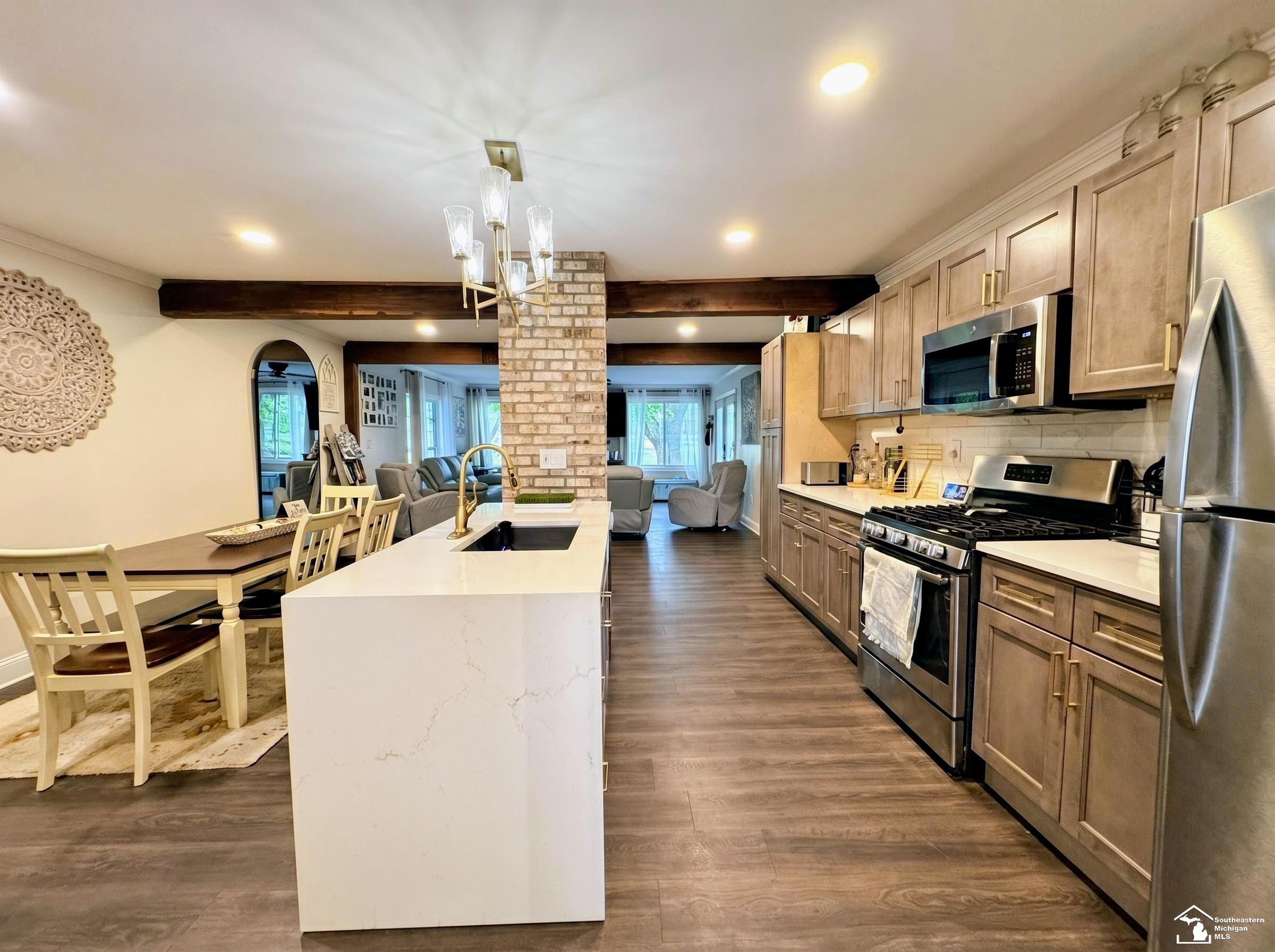 7252 Douglas Road Lambertville, MI 48144 - Photo 8 of 26