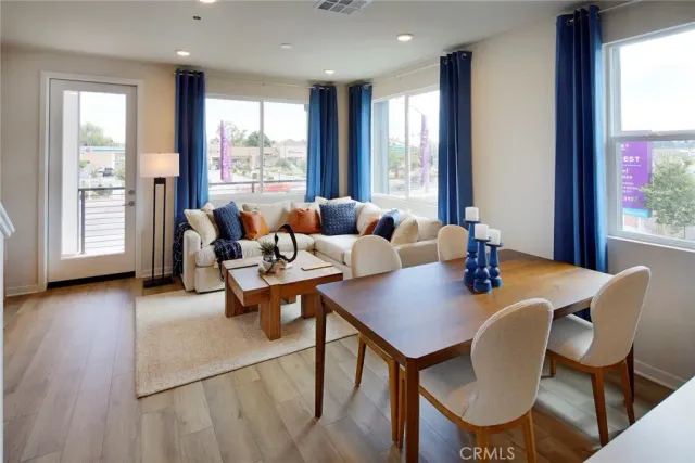 $640,990 | 9523 Hannah Way, Riverside, CA 92505