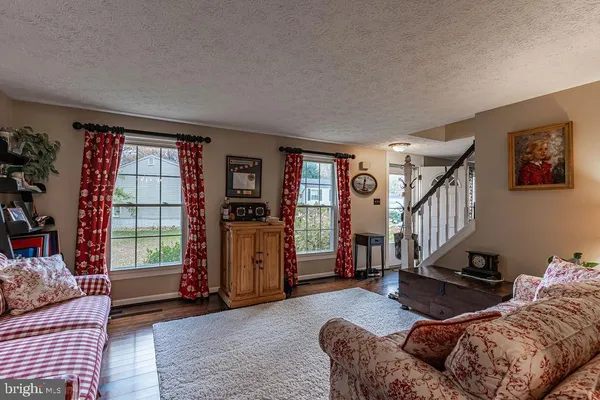 $3,828 | 6221 Wilmington Drive, Burke, VA 22015