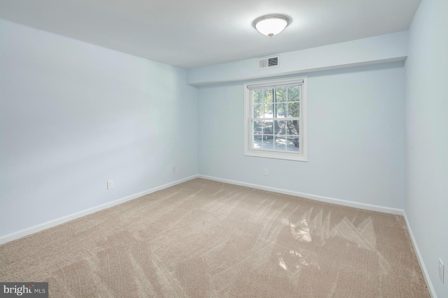 5905 Noblestown Road, Unit 57 Springfield, VA 22152 - Photo 16 of 24 Bedroom