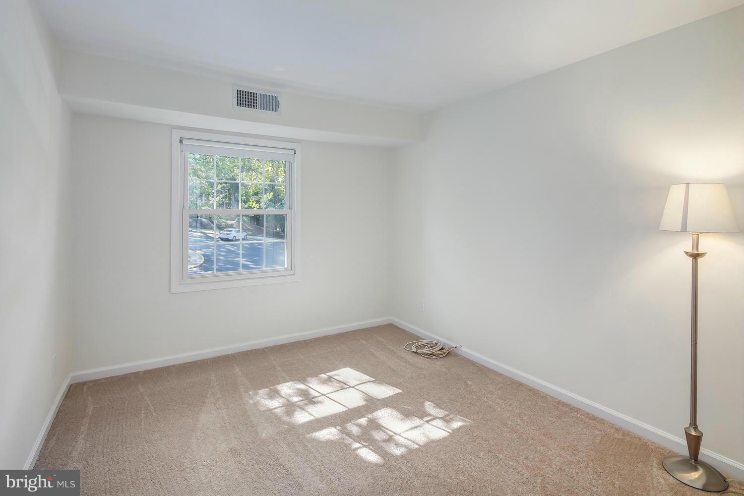 5905 Noblestown Road, Unit 57 Springfield, VA 22152 - Photo 19 of 24 Bedroom