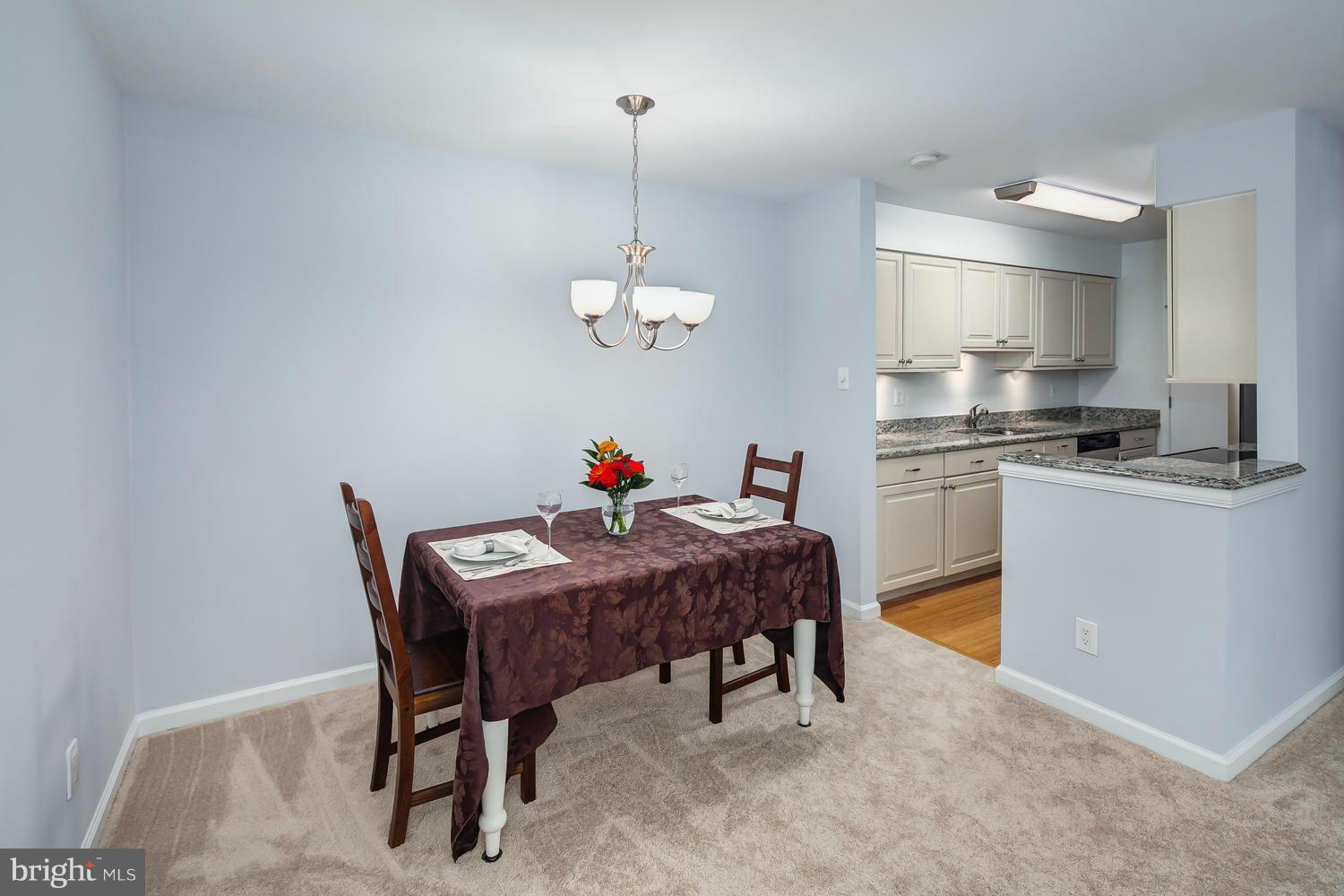 5905 Noblestown Road, Unit 57 Springfield, VA 22152 - Photo 10 of 24 Dining Room