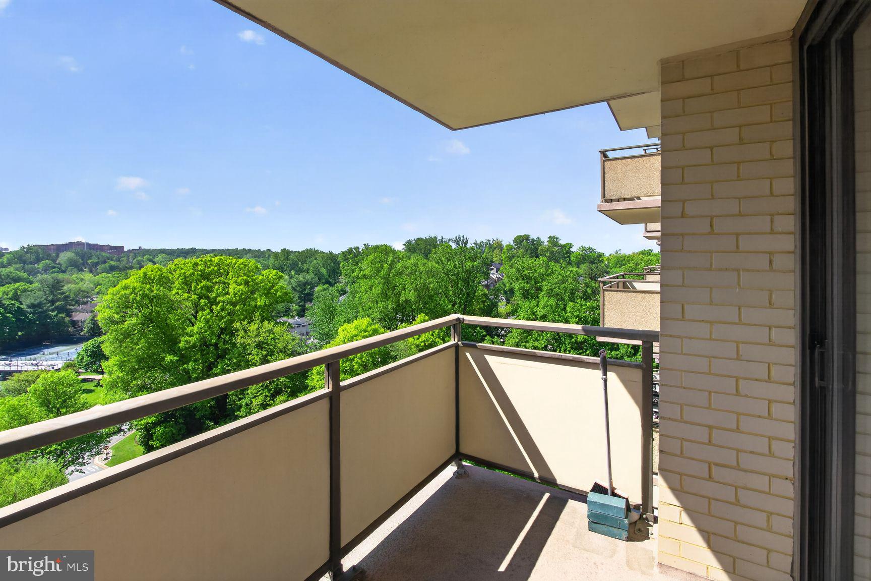 5225 Pooks Hill Road, Unit 1404S Bethesda, MD 20814 - Photo 5 of 29 Balcony