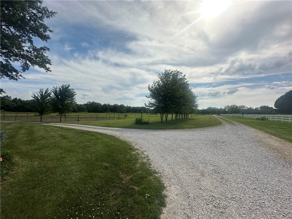 24355 Jingo Road Bucyrus, KS 66013 - Photo 7 of 8