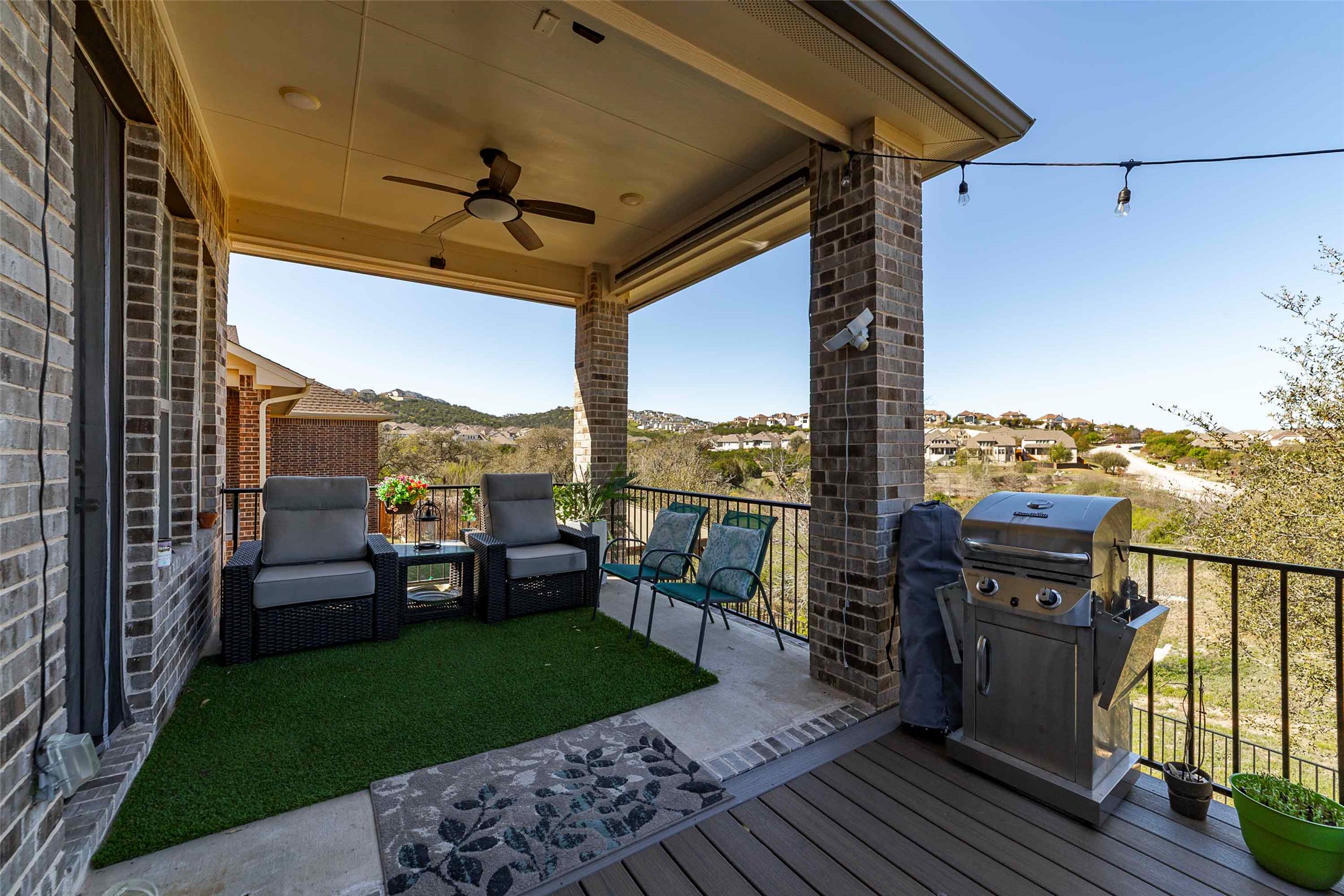 17821 Limestone Spring Lane Austin, TX 78738 - Photo 5 of 40 a view of a balcony with furniture