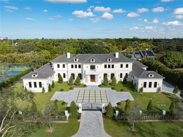 $16,995,000 | 5901 Southwest 107th Street, Pinecrest, FL 33156