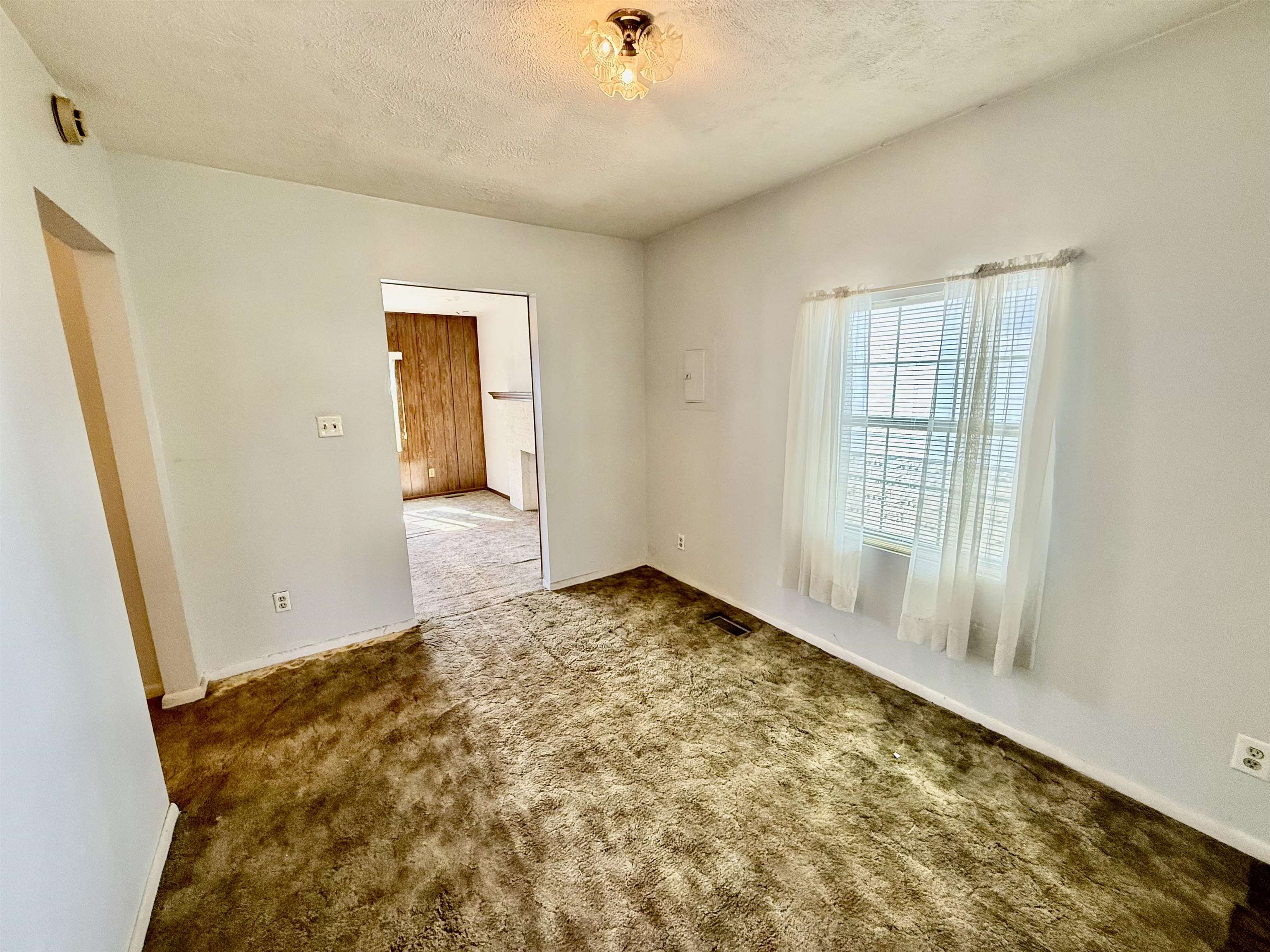 2960 Rice Avenue Huntington, WV 25705 - Photo 8 of 20