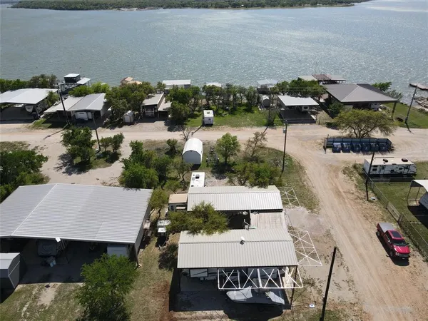 $195,000 | 1431-1433 Lake Front Circle, May, TX 76857