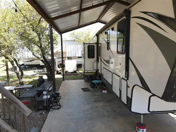 $195,000 | 1431-1433 Lake Front Circle, May, TX 76857