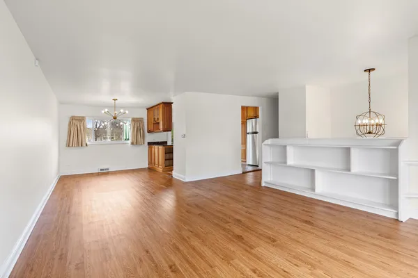 $4,500 | 6543 South Stough Street, Willowbrook, IL 60527