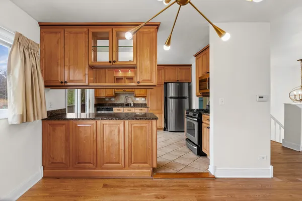 $4,500 | 6543 South Stough Street, Willowbrook, IL 60527