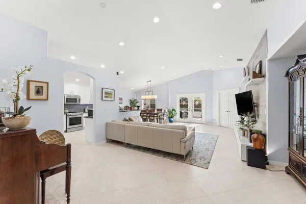 $525,000 | 8335 Duomo Circle, Boynton Beach, FL 33472
