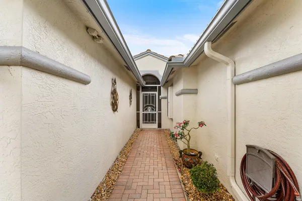 $525,000 | 8335 Duomo Circle, Boynton Beach, FL 33472