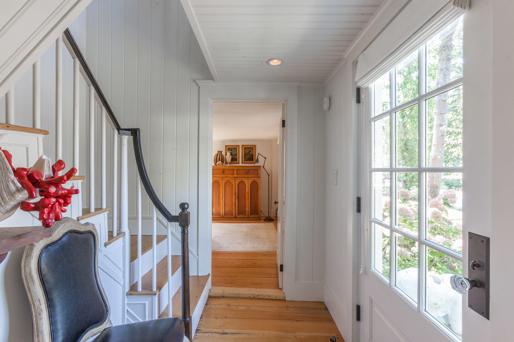 40 Pier Road Kennebunkport, ME 04046 - Photo 18 of 29 Hall to master suite