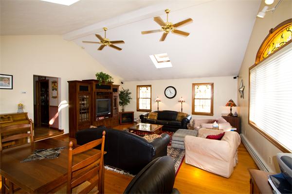 532 A Hubbardston Road Princeton, MA 01541 - Photo 4 of 20 a living room with furniture ceiling fan and a window