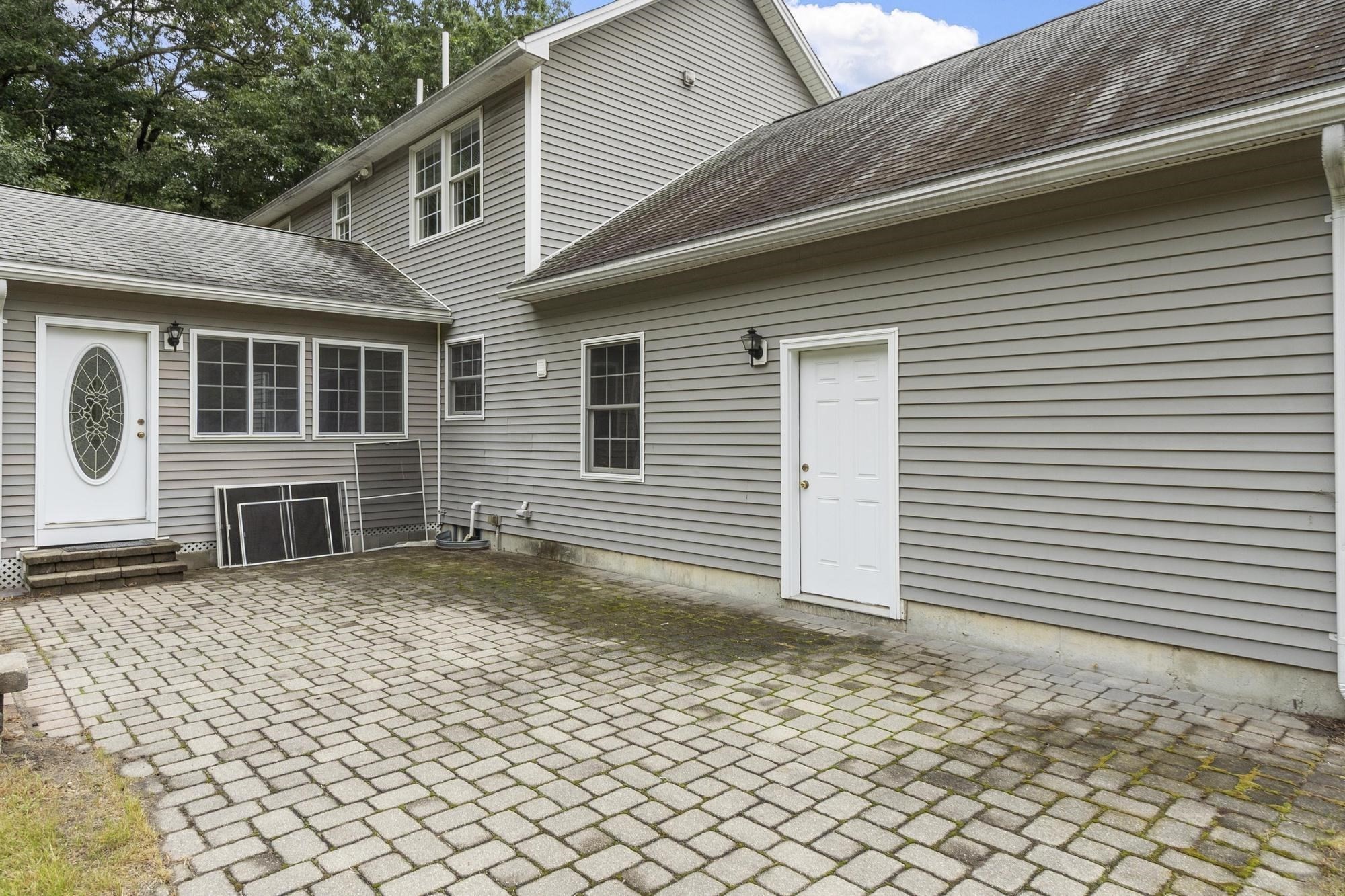 845 Bridge Street Pelham, NH 03076 - Photo 32 of 42 Gallery Image 32