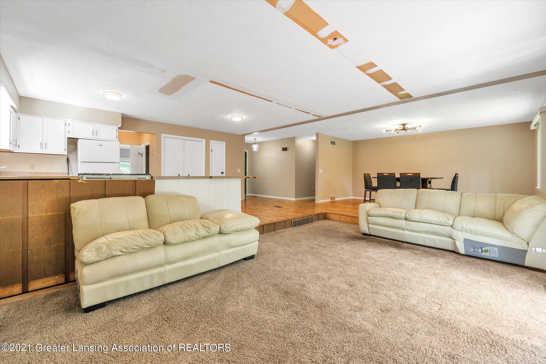 12159 Pine Ridge Drive Perry, MI 48872 - Photo 10 of 40 10-12159-Pine-Ridge-Dr-WindowStill-Real-