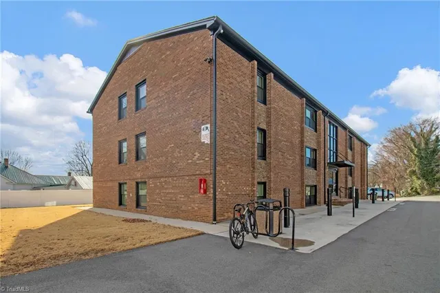 $1,350 | 105 Dahl Street, Unit C, Madison, NC 27025