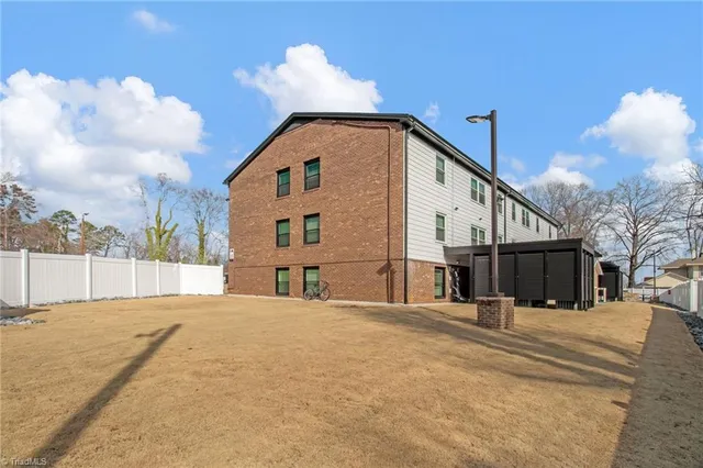 $1,350 | 105 Dahl Street, Unit C, Madison, NC 27025