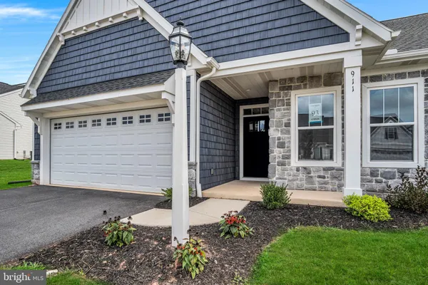 $401,990 | 907 Shadowbrooke, Dover, PA 17315